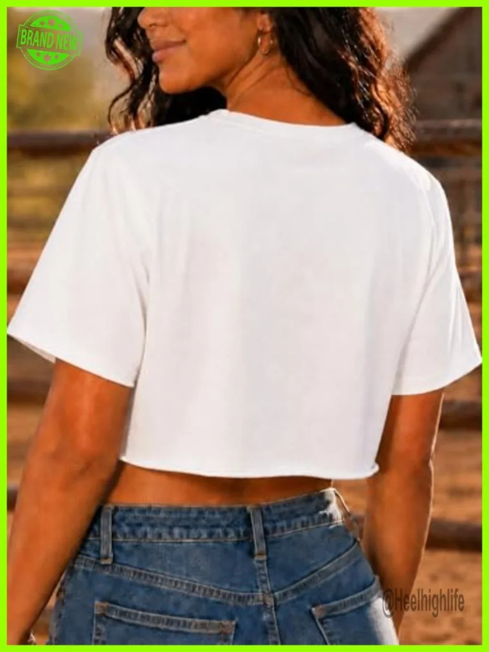 Hilinker Women's Cropped Graphic Tee Short Sleeve Slim Fit Top